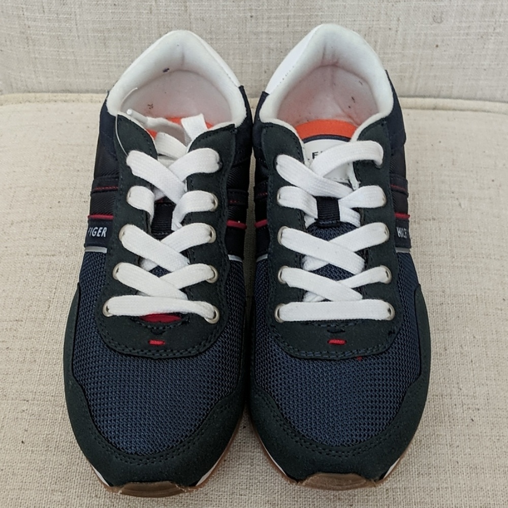 New Tommy Hilfiger unisex Navy Blue strip sneakers